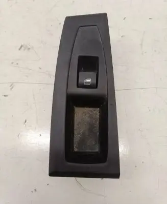 BMW 2 F46 Electric window control switch 9208107