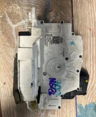 Audi Q8 e-tron Front door lock 4k1837015j
