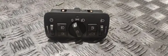 Volvo V70 Light switch 30739415