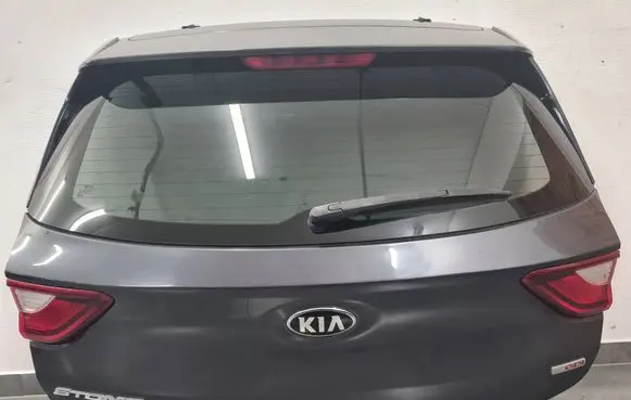 KIA Stonic Tailgate/trunk/boot lid 