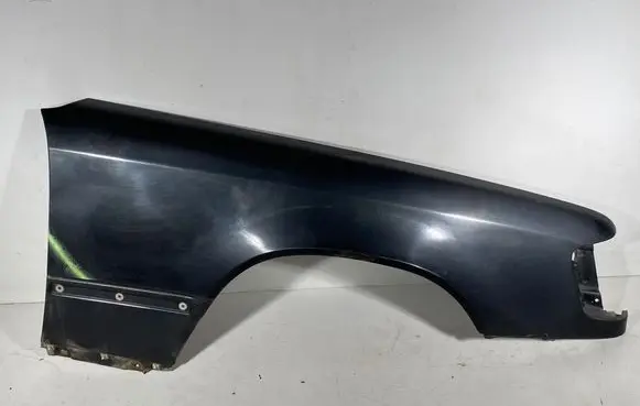 Mercedes-Benz E W124 Fender 