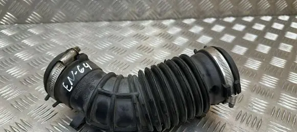 Renault Megane III Air intake hose/pipe 165750686R