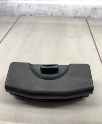 Volkswagen PASSAT B5 Other trunk/boot trim element 4A5860297