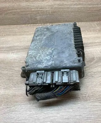 Chrysler Voyager Engine control unit/module ECU P04748520AB 04745860