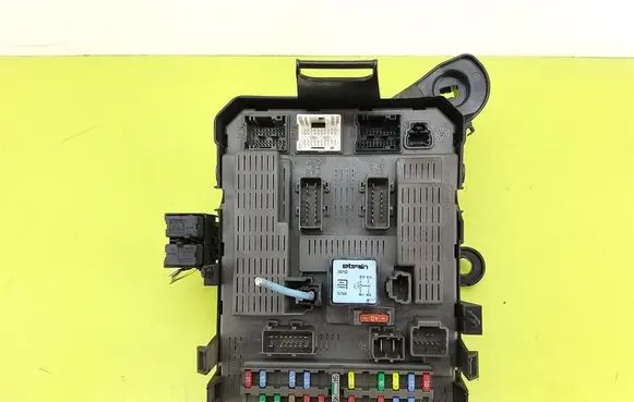 Citroen C8 Comfort/convenience module 