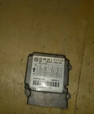 Volkswagen Golf IV Airbag control unit/module 1K0909605N 5WK43413 03H015S2100