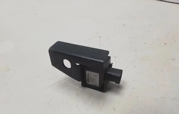 Volvo S80 Airbag deployment crash/impact sensor 8691733 04W501