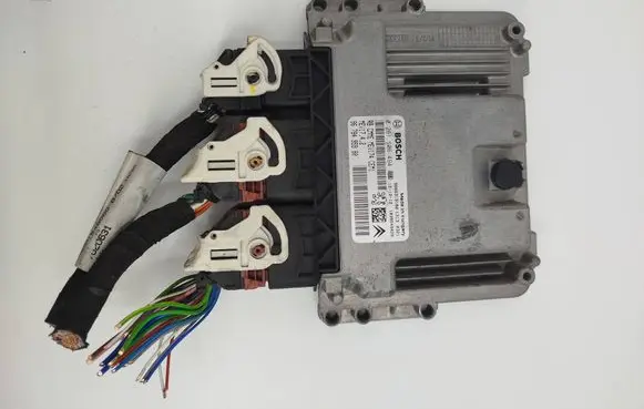 Peugeot 207 Engine control unit/module 9666319180 9678495980 0261S06494