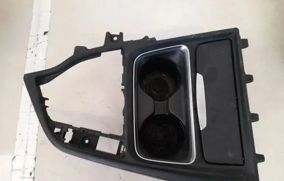 BMW 3 E90 E91 Cup holder 58450713 105027853