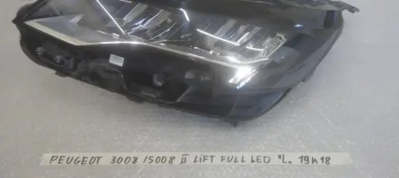 Peugeot 3008 II Headlight/headlamp 9836230280 2204276687