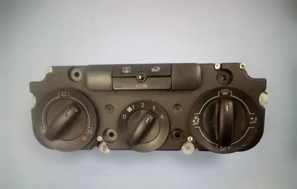 Volkswagen Golf V Climate control unit 1K0820047CR 5HB008719 REHSW0404
