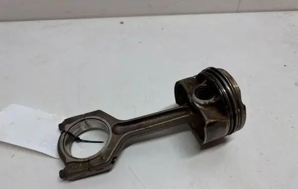 BMW 3 F30 F35 F31 Piston with connecting rod 7624408