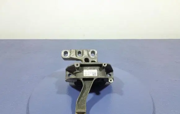 Skoda Kodiaq Engine mount vacuum valve 5WA199262R