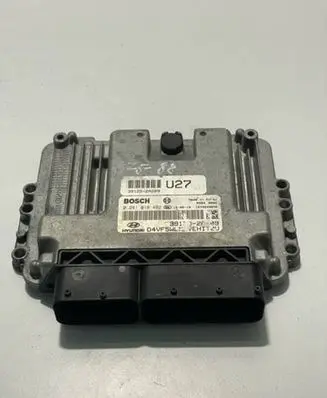 Hyundai i40 Engine control unit/module 391252A209 0281018492 1039S49858