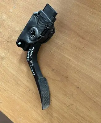 Ford Transit Courier Accelerator throttle pedal