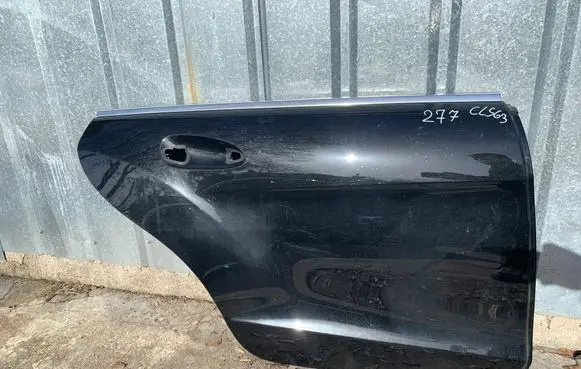 Mercedes-Benz CLS C218 X218 Rear door A2187320310