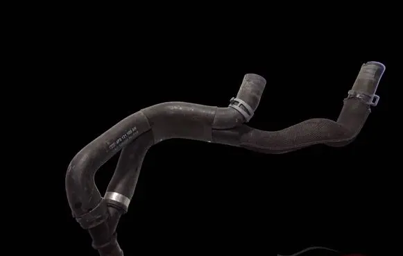 Audi A6 S6 C6 4F Engine coolant pipe/hose 4F0121109AN