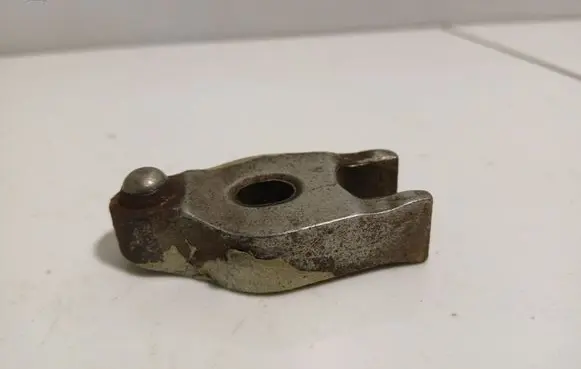 Ford Mondeo MK IV Fuel Injector clamp holder 