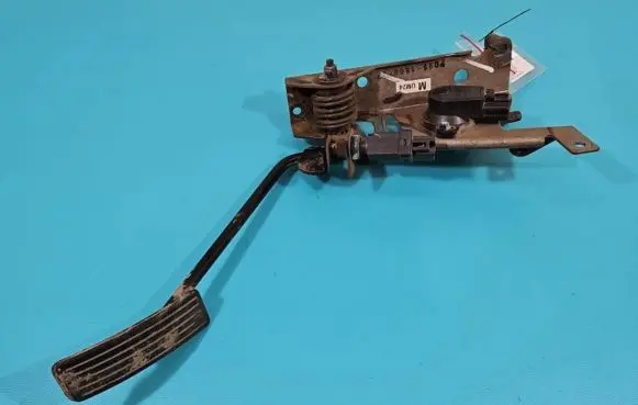 Ford Ranger Accelerator throttle pedal CB05-41-AC0 IMPRK1396784