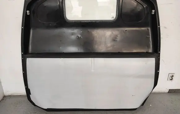 Volkswagen Transporter - Caravelle T5 Trunk separation 