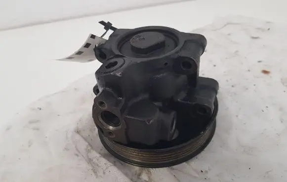 Ford Mondeo Mk III Power steering pump