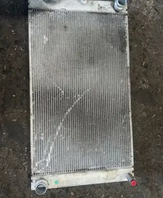 BMW 5 E60 E61 Coolant radiator 7795878
