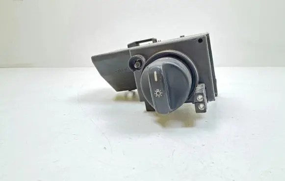 Mercedes-Benz E W210 Light switch 04055005