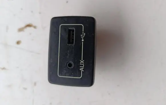 Fiat Ducato USB socket connector 7356546330 04045 16139C1