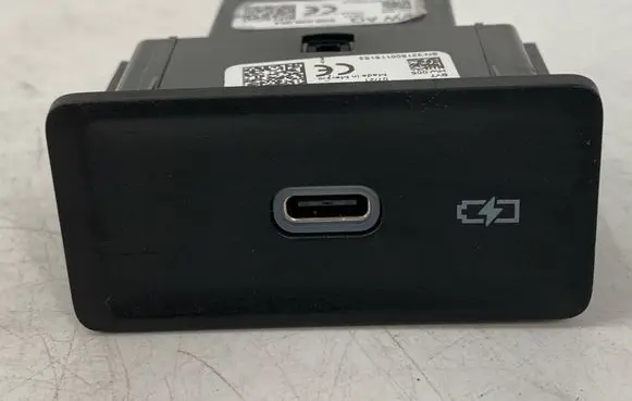 Volkswagen Jetta USA USB socket connector 17A035222A