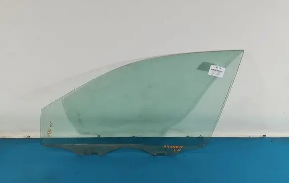 Volkswagen Polo IV 9N3 Front door window glass four-door IMPRK1542135