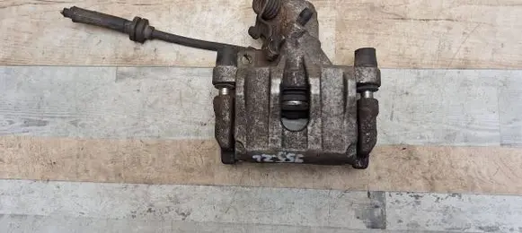 Ford Focus C-MAX Rear brake caliper