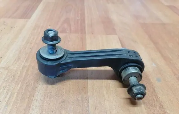 Opel Insignia B Rear anti-roll bar/stabilizer link 23384634 84451421