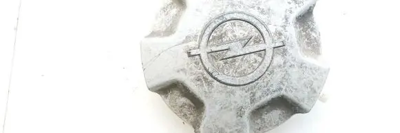 Opel Kadett D Original wheel cap 90126134