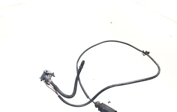 Volkswagen Sharan Windshield washer spray nozzle 7M3955986B