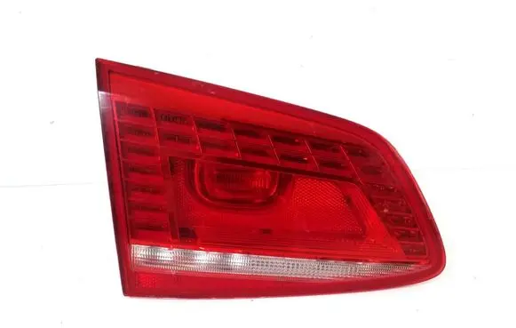 Volkswagen PASSAT B7 Tailgate rear/tail lights 3AF945307E