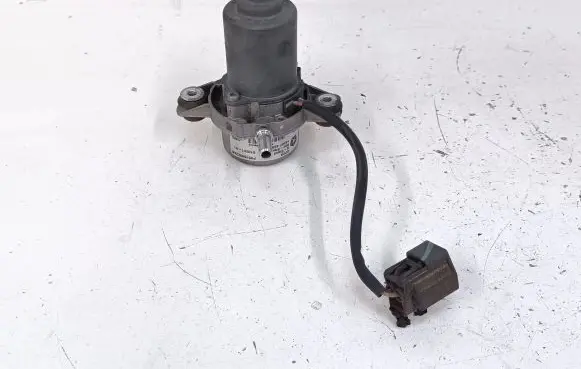 Dodge Durango III Vacuum pump P05154322AB