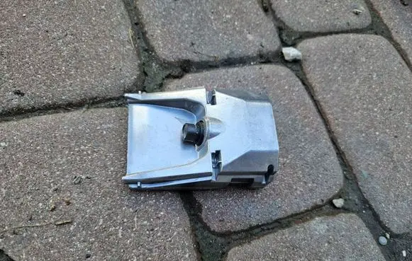 Windshield/windscreen camera