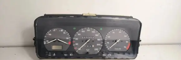 Volkswagen PASSAT B4 Speedometer (instrument cluster) 3A0919033 060993 6160593001