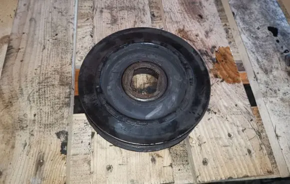 Renault Trafic III (X82) Crankshaft pulley