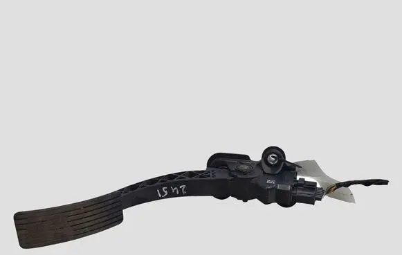 Citroen C-Crosser Accelerator throttle pedal MN101544