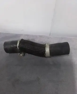Subaru Forester SK Engine coolant pipe/hose