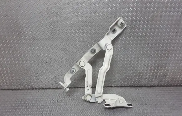 Chrysler 300 - 300C Tailgate/trunk/boot hinge