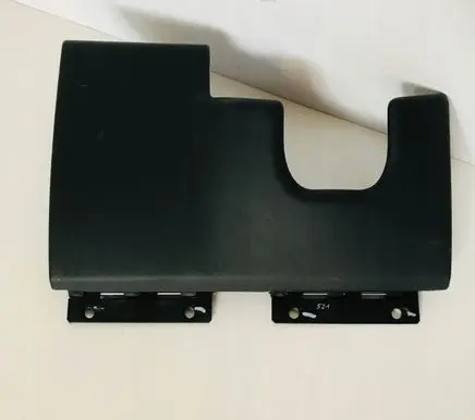 Maserati GranTurismo Dashboard lower bottom trim panel 