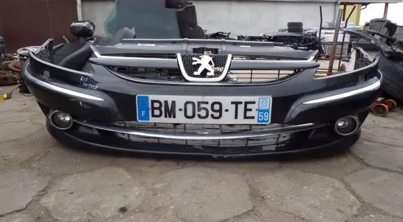 Peugeot 607 Front bumper