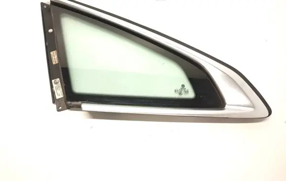 Volkswagen Arteon Rear side window 3G8845297D
