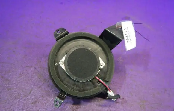 Fiat 500E Front door speaker 05091811AA