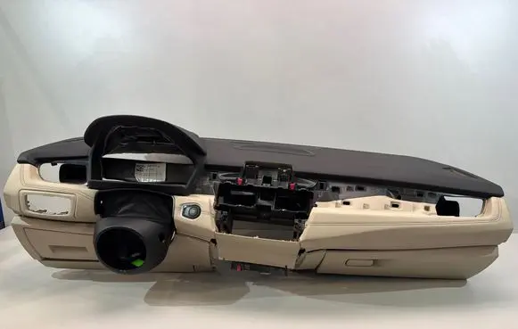 BMW 2 F45 Dashboard