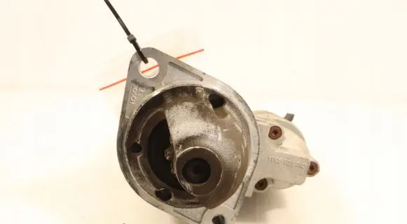BMW 1 E81 E87 Starter motor 0001107426