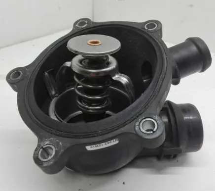 Thermostat/thermostat housing
