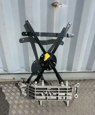 Land Rover Range Rover Sport L461 Other engine bay part M8E202770AB